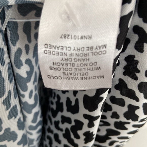 Dress - Picture 6 of 6